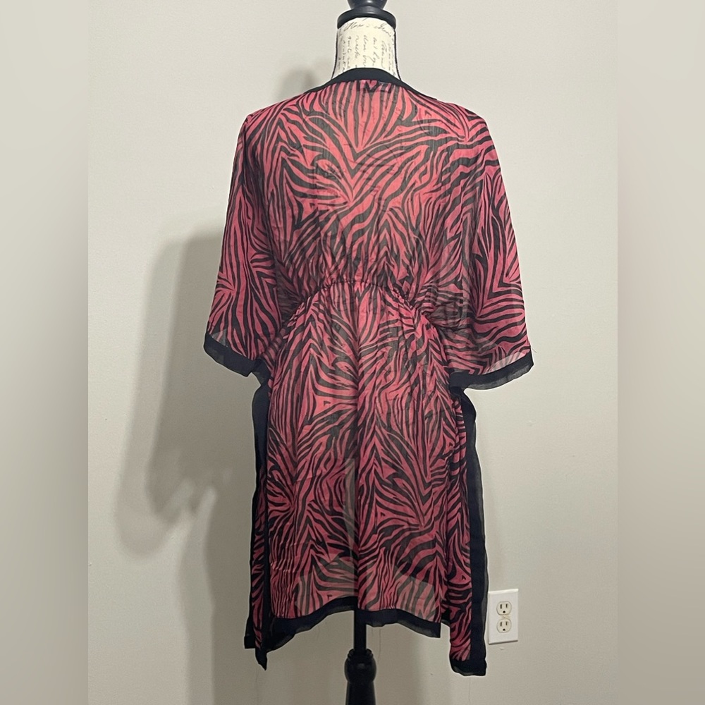 Women Robe - Picture 2 of 2